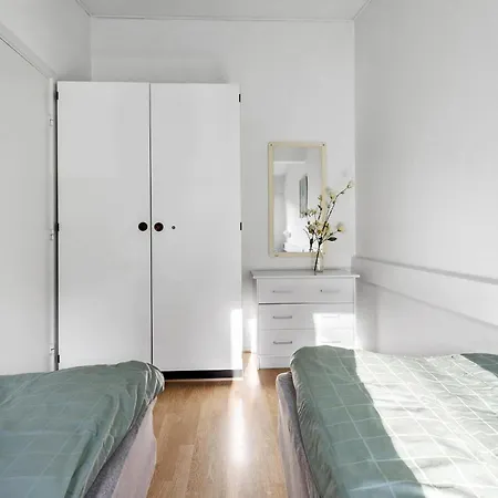 1 Bedroom Amazing In Lägenhet *
